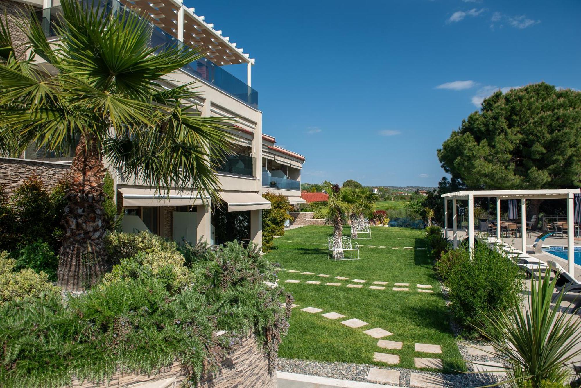 Apartahotel Sara Nikiti (Sithonia)